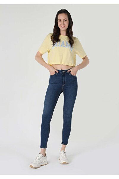 Colin's بنطال جينز نسائي ضيق بخصر متوسط ​​وضيق من قماش الدنيم