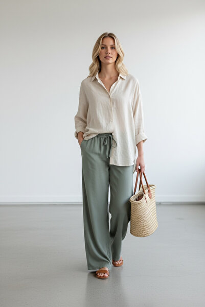 Vireo Club Γυναικείο παντελόνι ανοιχτόχρωμο χακί Tencel με φαρδιά μπατζάκια