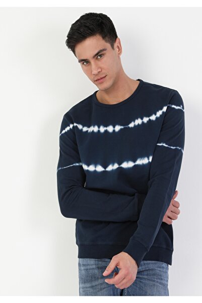 Colin's سويت شيرت رجالي باللون الأزرق الداكن بقصة عادية Cl1046935