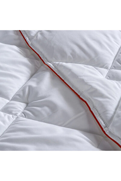 Penelope Bedroom 8,5 Tog 100% țesătură din microfibră cu umplutură din fibre ...