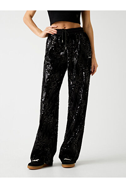 Guess بنطلون رياضي نسائي من Sequins بقصة عادية