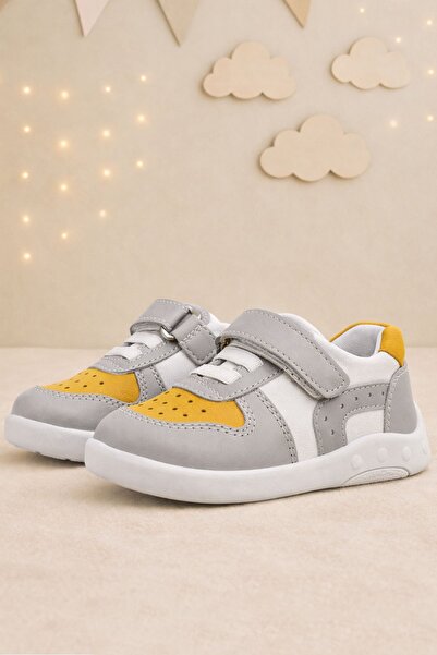 Rakerplus حذاء رياضي للأطفال من الجلد الطبيعي باللون الرمادي والأصفر