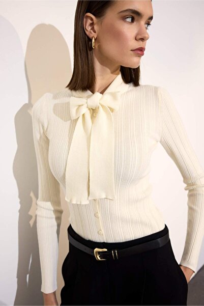 DeFacto Εφαρμοστό Πλεκτό Πουλόβερ με Γιακά Φιόγκο G8671AX26SP