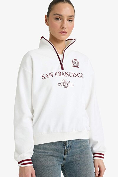 DeFacto سترة رياضية سميكة ذات ياقة بولو مطبوع من ريلاكس فيت G7048AX25WN