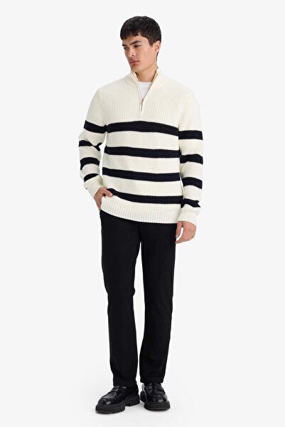 DeFacto Pantaloni cu picior drept cu buzunare cu potrivire normală G4955AX25WN