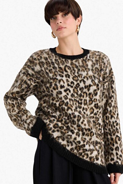 DeFacto Oversized Wide Fit Crew Neck Leopard Print Knitwear Sweater G3386Ax25Wn