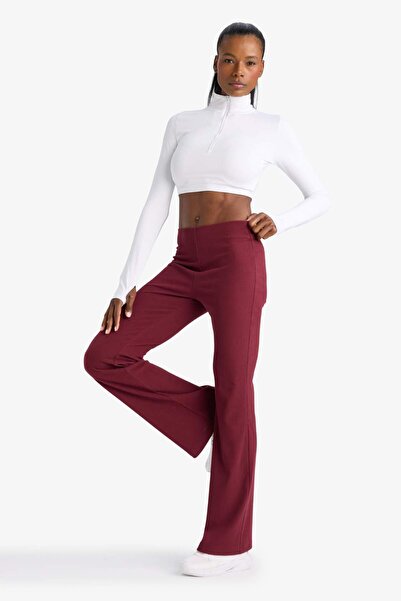 DeFacto بنطال رياضي من Flare Fit يبرز انحناءات الجسم عالي الخصر واسع الأرجل ذ...