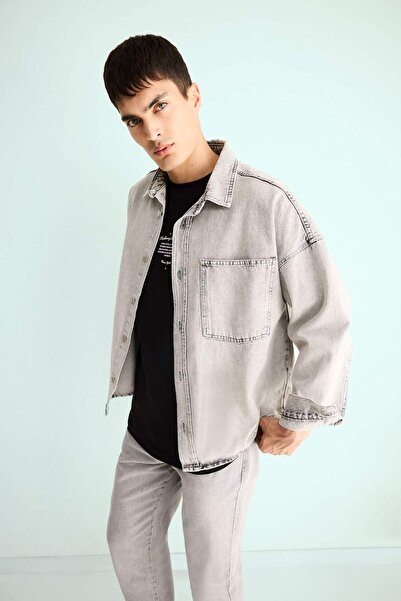 DeFacto قميص جينز كبير الحجم بأكمام طويلة E8429AX25AU