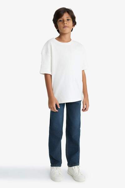 DeFacto Pantaloni din denim cu croială dreaptă și picior drept pentru băieți ...