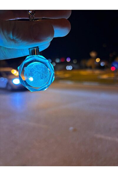 Prime Feel حقيبة عصرية وسلسلة مفاتيح مزينة بشكل هلال كريستالي ملون ومضيء