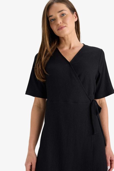 DeFacto Regular Fit V-Neck Double-Breasted Closure Short Sleeve Midi Black Summer Dress F3913Ax25Hs