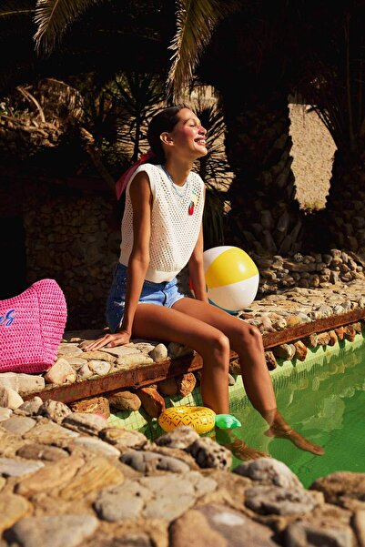 DeFacto Crew Neck Fruit Embroidered Crochet Sweater F4009Ax25Sm