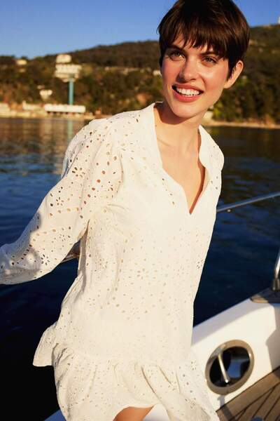 DeFacto Μίνι φόρεμα παραλίας με μακρυμάνικο γιακά και κέντημα Apaş D8734AX25SM