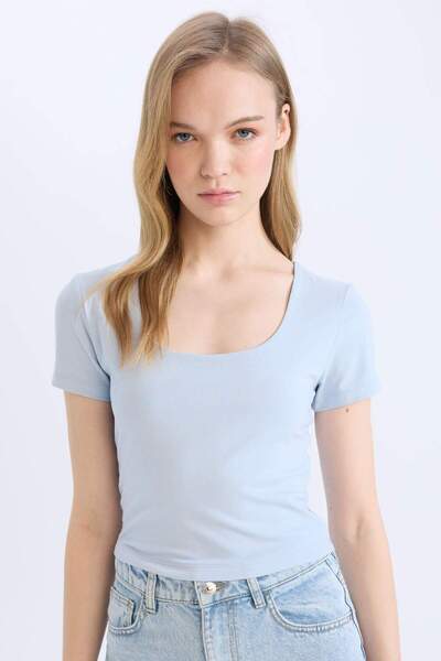 DeFacto Футболка з облягаючим коміром U Basic з короткими рукавами C6102AX25SM