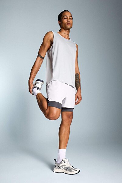 DeFacto Slim Fit Eng anliegende Sport-Leggings-Shorts E2760AX25SM