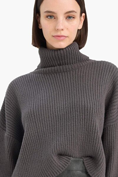 DeFacto Oversize Wide Fit Turtleneck Knitwear Sweater L0986Az24Cw