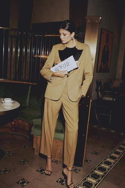 DeFacto Sorbe x Tapered Fit Pantolon Yüksek Bel Pensli Düz Paça Cepli D9908AX...