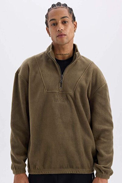 DeFacto Comfortable Stand Collar Printed Fleece Sweatshirt - Comfort Regular ...