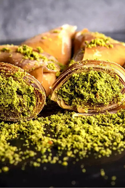 Bahçem مسك البندق الغني بالفستق 500 جرام عبوة