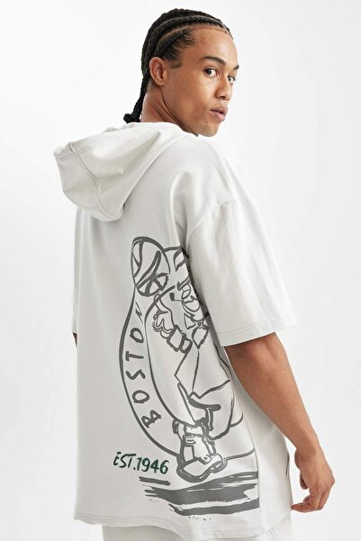 DeFacto تي شيرت بغطاء للرأس كبير الحجم من NBA Boston Celtics - طباعة خلفية، ب...