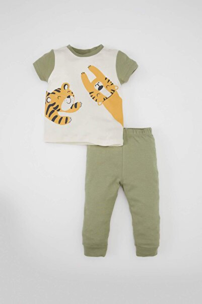 DeFacto Baby Boy Tiger Printed Short Sleeve Combed Cotton Pajamas Set C0732A5