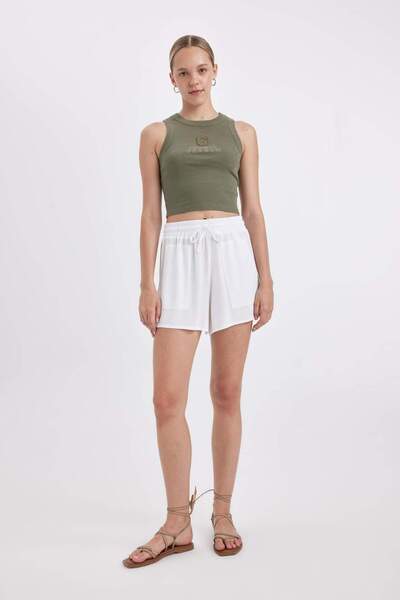 DeFacto Regular Fit Normal Waist Straight Leg Crinkle Viscose Shorts A3532Ax24Hs