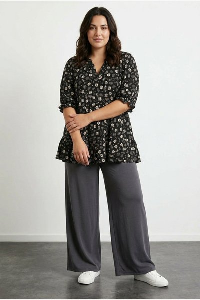 Stil Diva Plus Size Notched Collar Short-Sleeve Ruffled Hem Blouse 322571