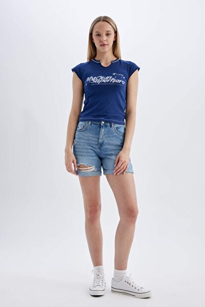 DeFacto Boyfriend-Jeans-Shorts mit hoher Taille und gefalteten Beinen C2469AX...