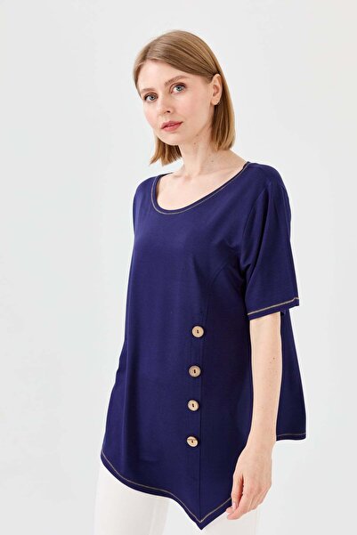 Desen Triko Γυναικείο μπλουζάκι με λαιμόκοψη με ξύλινο κουμπί μπροστά, χτενισ...