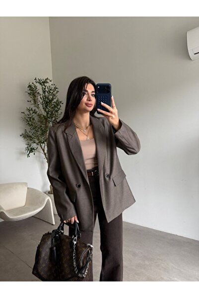 Bade Butik سترة مبطنة باللون البني