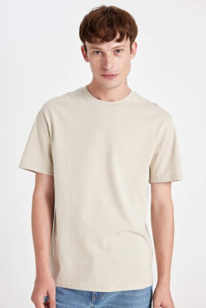 DeFacto 100% βαμβακερό νέο μπλουζάκι με κανονική εφαρμογή με λαιμόκοψη Basic ...