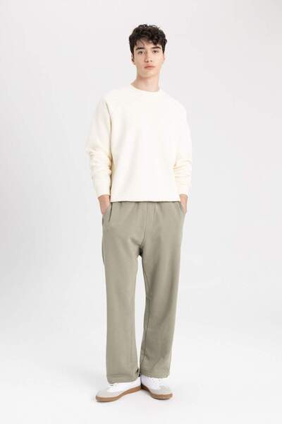 DeFacto Sweatpants Oversize Wide Fit Straight Leg with Pockets B2984Ax24Sp