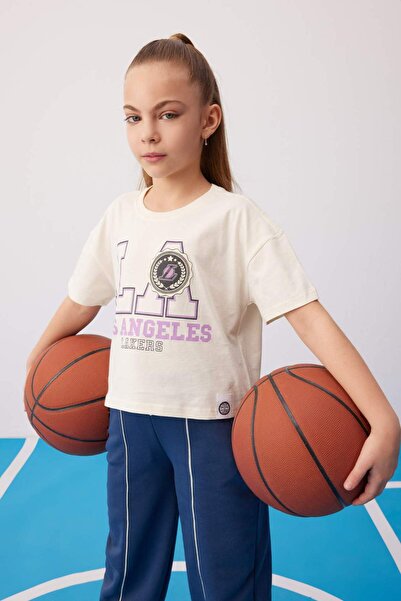 DeFacto Kız Çocuk NBA Los Angeles Lakers Bisiklet Yaka Kısa Kollu Tişört C080...