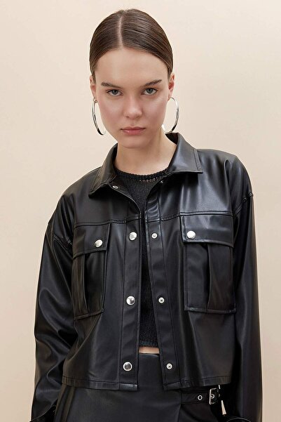 DeFacto Oversize Geniş Kalıp Suni Deri Uzun Kollu Gömlek C2278AX24SP