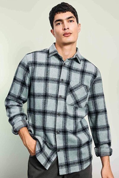 DeFacto Regular Fit Kariertes Holzfäller-Langarmhemd A5517AX23AU