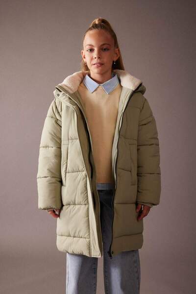 DeFacto Girl's Water Repellent Hooded down Coat A0891A823Au