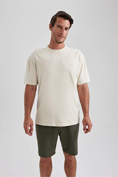 DeFacto 100% Cotton Oversize Wide Fit Crew Neck Basic Plain Short Sleeve T-Sh...