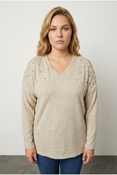 Stil Diva سترة كبيرة الحجم برقبة على شكل حرف V وكتف مفصل ومطرزة بالخرز 302776