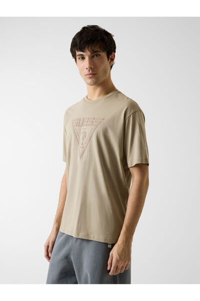 Guess Triangle logo T-shirt