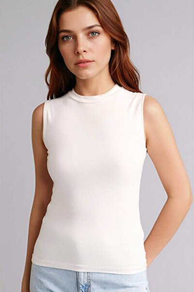 DeFacto Slım Fıt Yarım Balıkçı Yaka Kısa Kollu Tunik G8813AX26SP