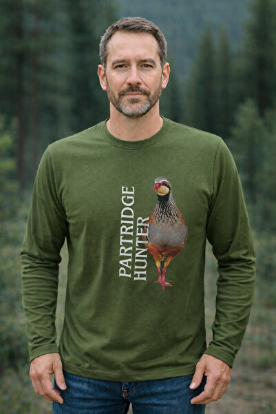 HT Outdoor Το μοντέλο μας είναι ένα μακρύ μπλουζάκι από 100% βαμβάκι με κεκλι...