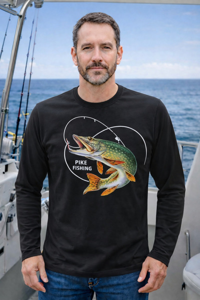 HT Outdoor Το μοντέλο μας είναι μια μπλούζα με φιγούρα ψαριού τουρνά, από 100...