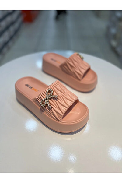 Akınal Bella Γυναικείες παντόφλες καθημερινής χρήσης Stoned