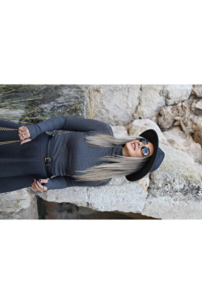 bytugcekaya بلوزة رمادية بياقة صياد وأكمام شق