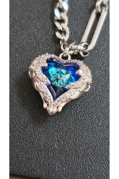 stainles steel قلادة طويلة من الفولاذ المقاوم للصدأ بنمط قلب أزرق