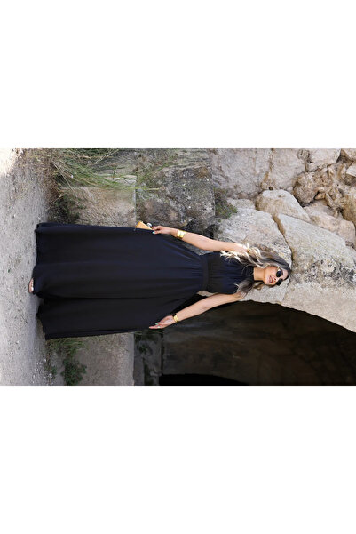 bytugcekaya Rochie neagră cu gât Halter