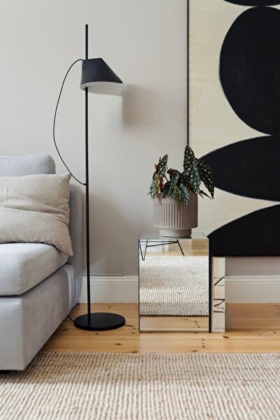 LUXURY VİLLA LUXURY KOMPLE GÜMÜŞ AYNALI DEKORATİF YAN SEHPA 36x36 YÜKSEKLİK 50CM