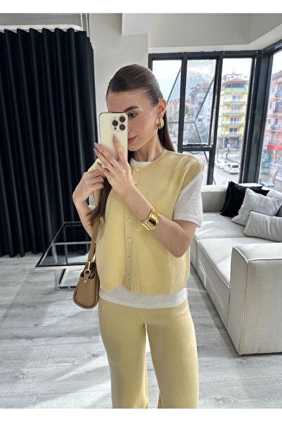 Özgece SARI YELEK PANTOLON TRİKO TAKIM