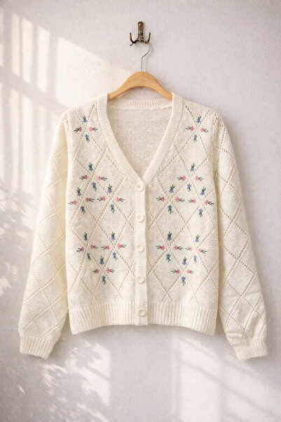 Retrobird Embroidered Romantic Cardigan for Women White