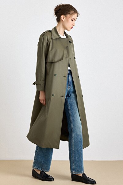 Olcay Water-Repellent Style Trench Coat with Raglan Sleeves, Cape and Epaulet...